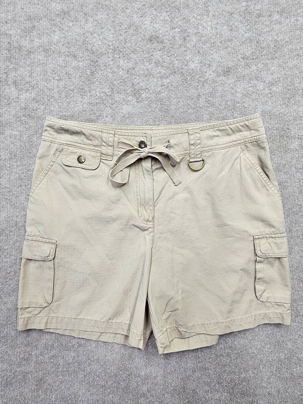 Jones New York Sport Cargo Shorts Womens Size 8 Beige Khaki Y2K Cotton Utility